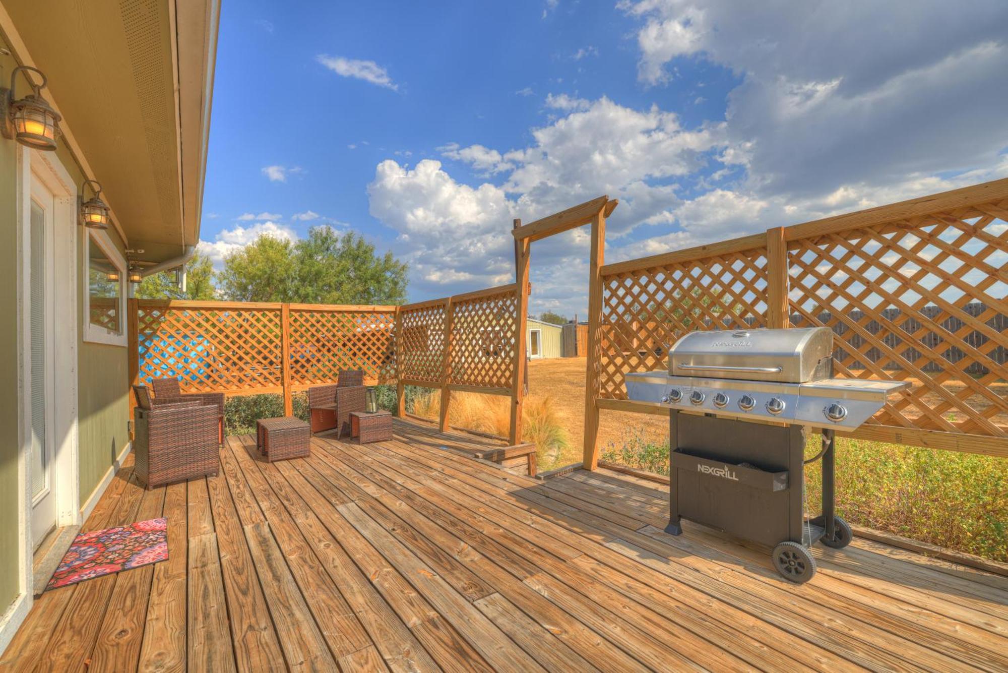 Vaughan W/Hot Tub And Grill Фредериксбург Екстериор снимка